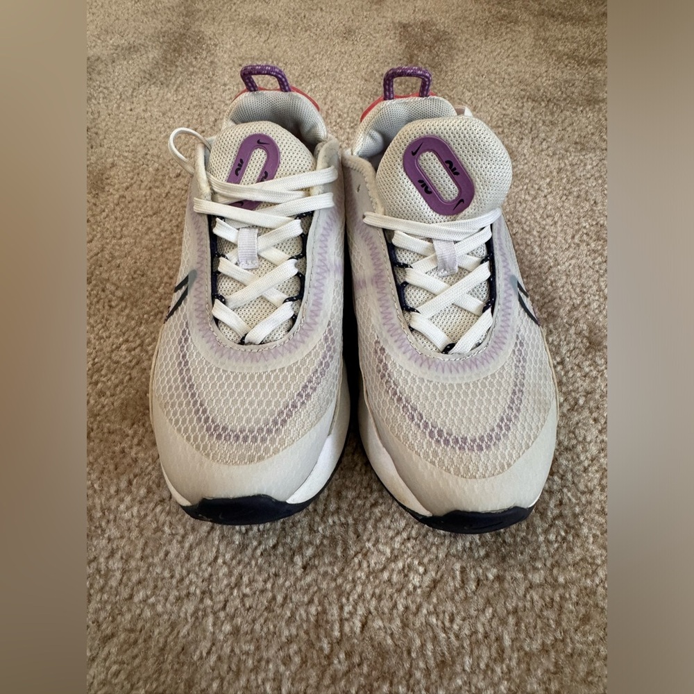 Nike Air Girls Size 1 Sneakers